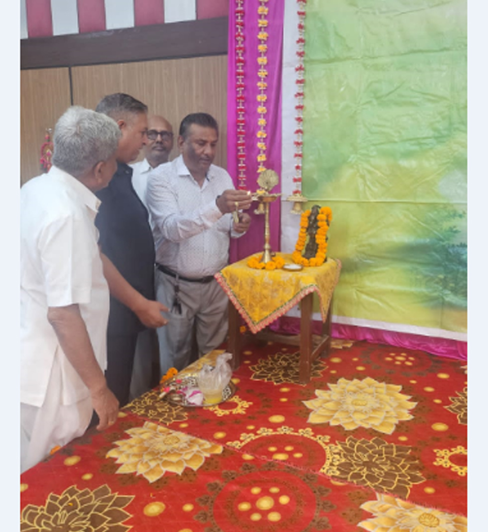 DR.Kiano Barker item